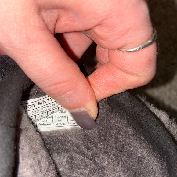 UGG womens size 8 1/2 brooklyn sunburst fashion boots. Worn once - Picture 5 of 5